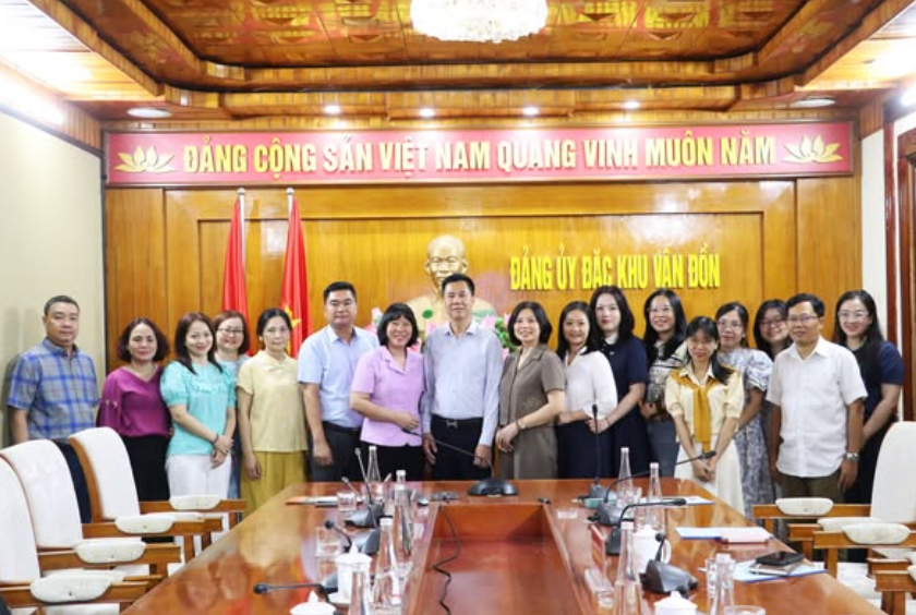 Đoàn công tác Khoa Kinh tế Chính trị, Học viện Báo chí và Tuyên truyền làm việc tại đặc khu Vân Đồn